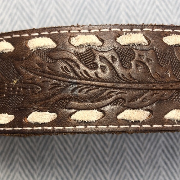 Western Leather Embossed Belt, Turquoise stone and Brass Buckle Approx 34” long - Picture 10 of 10